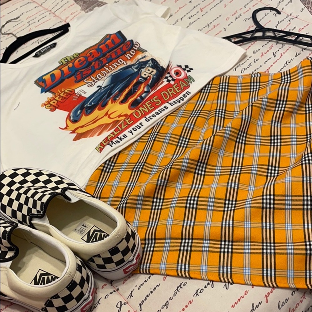 Shirt and shirt